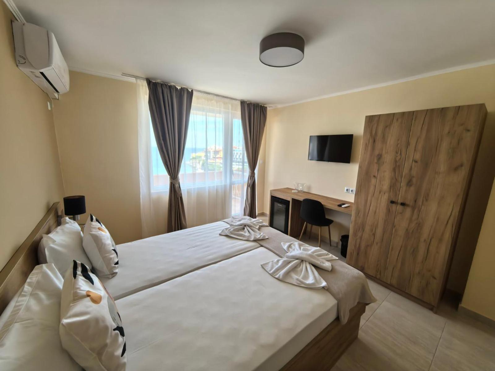 Family Hotel Alfa Vita Sosopol Exterior foto